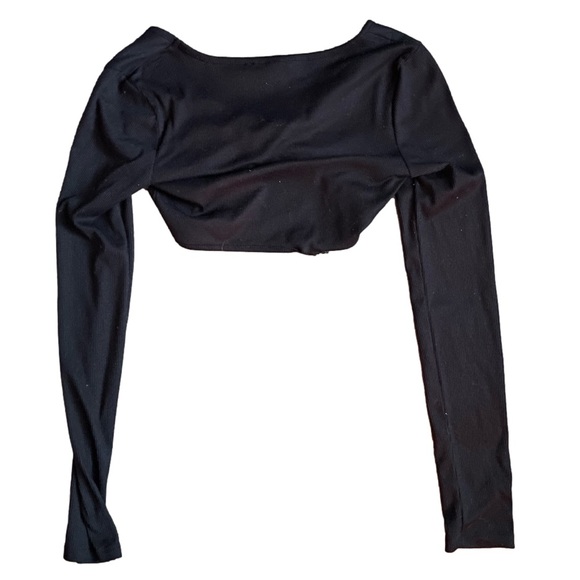 Ardene black twist long sleeve crop top, size xs - Picture 3 of 3